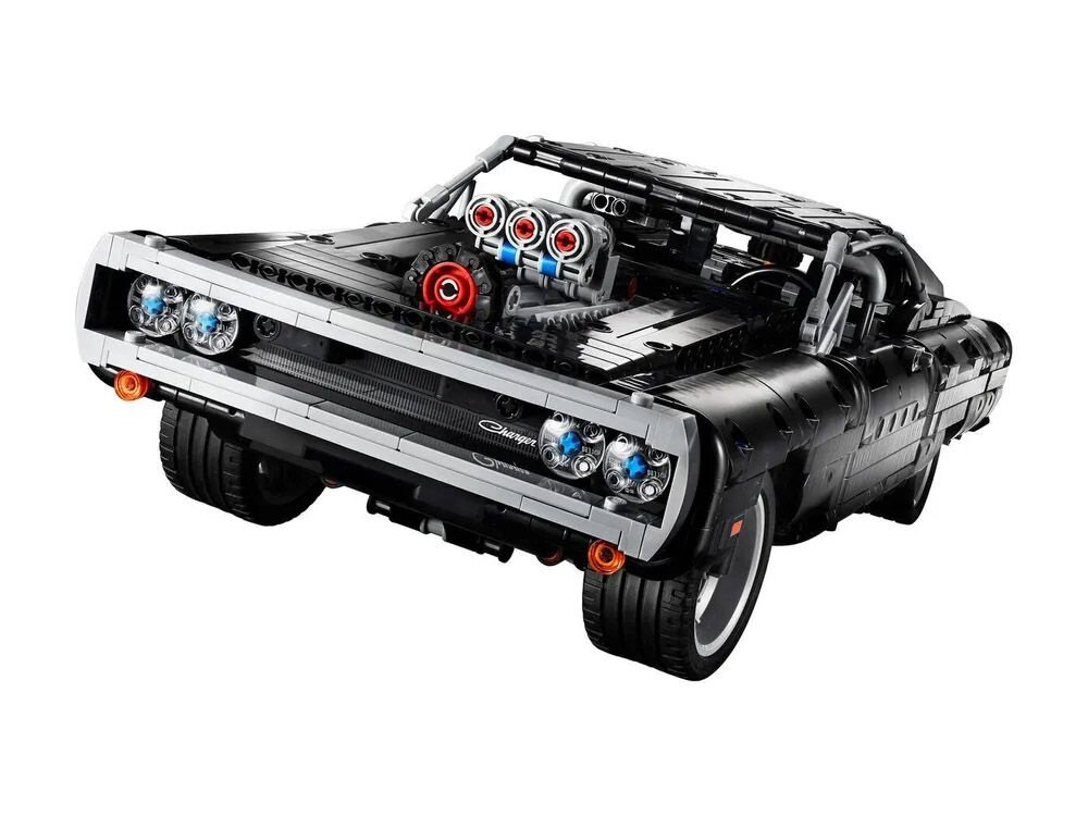 Конструктор Technic "Dodge Charger Доминика Торетто" из форсажа 1077 деталей / совместим с лего / для детей и взрослых — фото 1