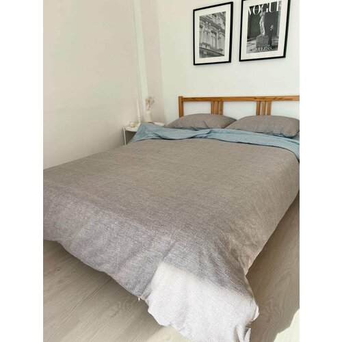 Сатиновое постельное бельё в размере Евро с друхсторонним пододеяльником, 4 наволочки