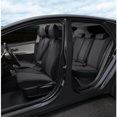 фото Комплект чехлов автопилот ромб skoda octavia a-7 elegance (с подлокотником) hb/wag с 1 черный + темно-серый autopilot