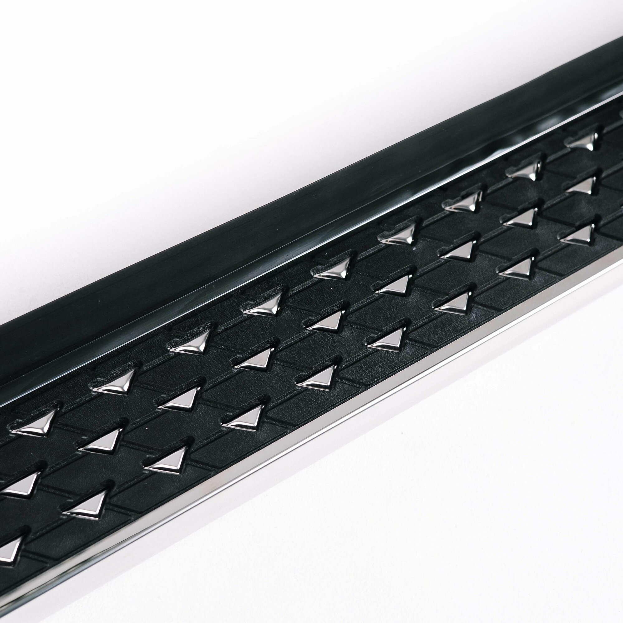 Пороги подножки алюминиевые с кантом из нержавейки HTX для Volkswagen Teramont (Фольксваген Терамонт) 2018+ с крепежом