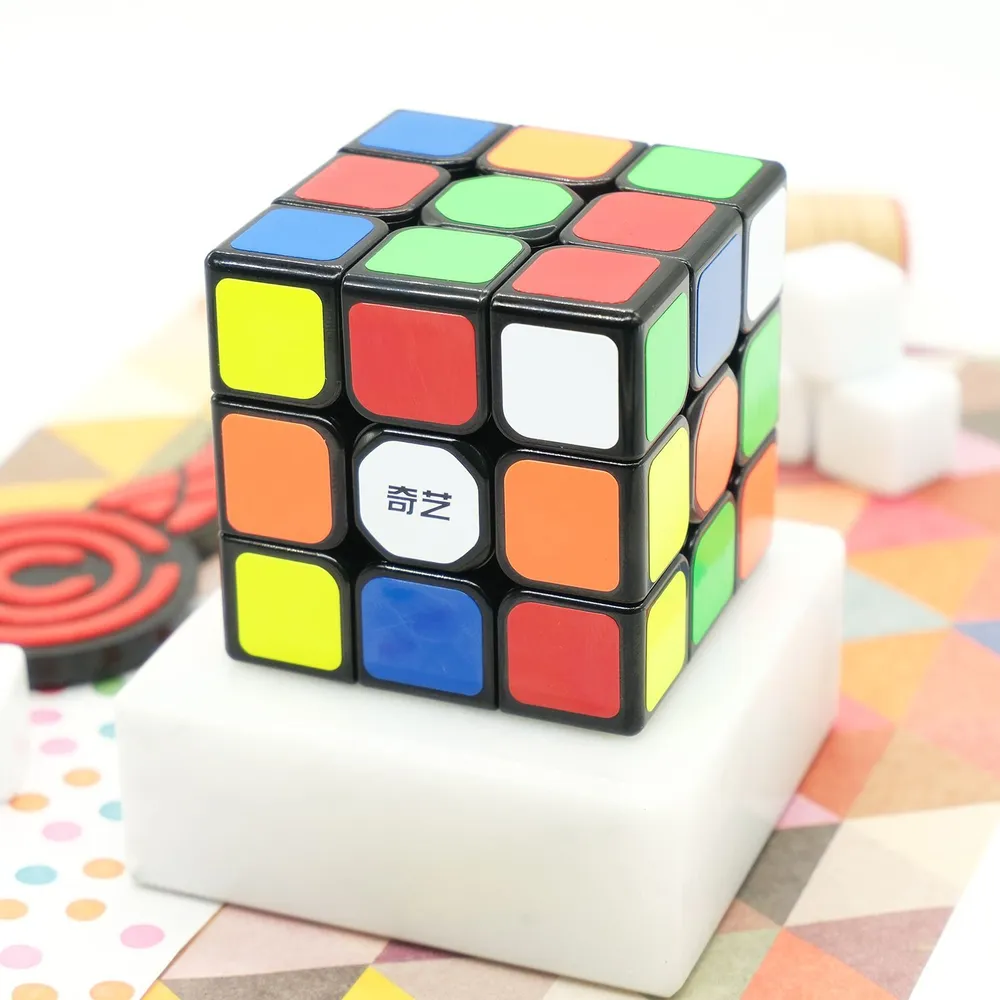 Скоростной Кубик Рубика QiYi MoFangGe 3x3 Sail W 3х3 / Развивающая игра / Головоломка подарок / Черный пластик — фото 1