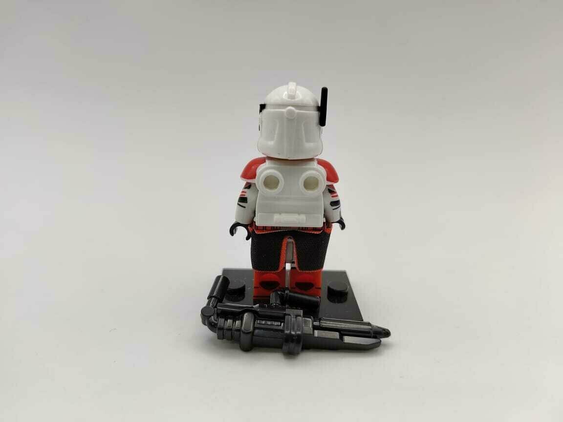 Минифигурка «Коммандер Торн», фигурка серии "Клоны" Star Wars, совместима с конструкторами Lego — фото 1