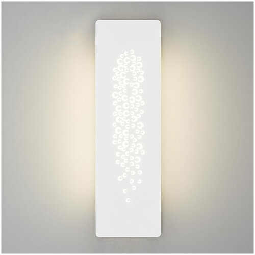 Настенный светильник светодиодный Eurosvet Grape 40149/1 LED белый, 8 Вт, кол-во светодиодов: 80 шт.
