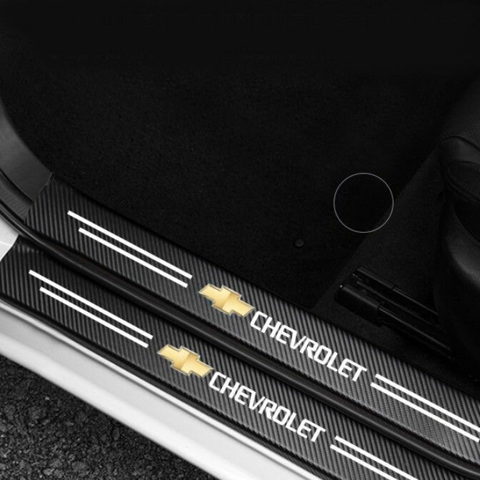 Накладки на пороги автомобиля Chevrolet / набор из 5 предметов (2 передних двери + 2 задних двери + 1 задний бампер) — фото 1