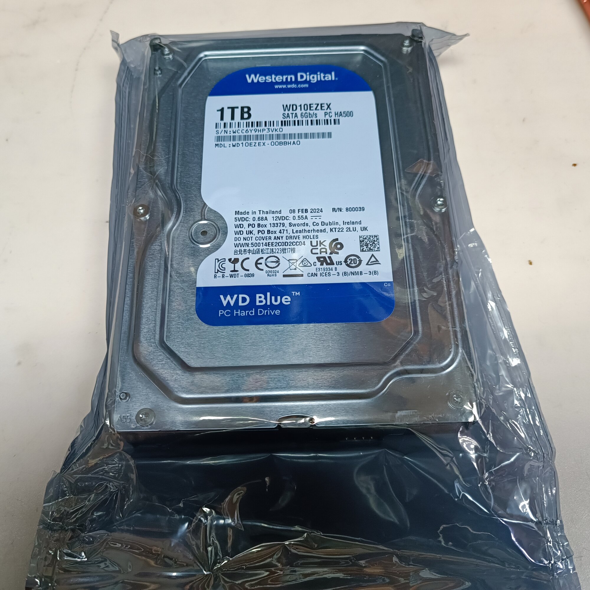 Жесткий диск 3.5 1Т WD Blue (WD10EZEX) SATA III, 6 Гбит/с, 7200 об/мин, кэш память - 64 МБ