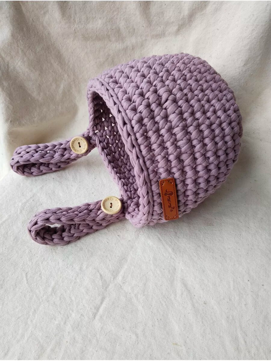 фото Корзинка подвесная, вязаный кармашек