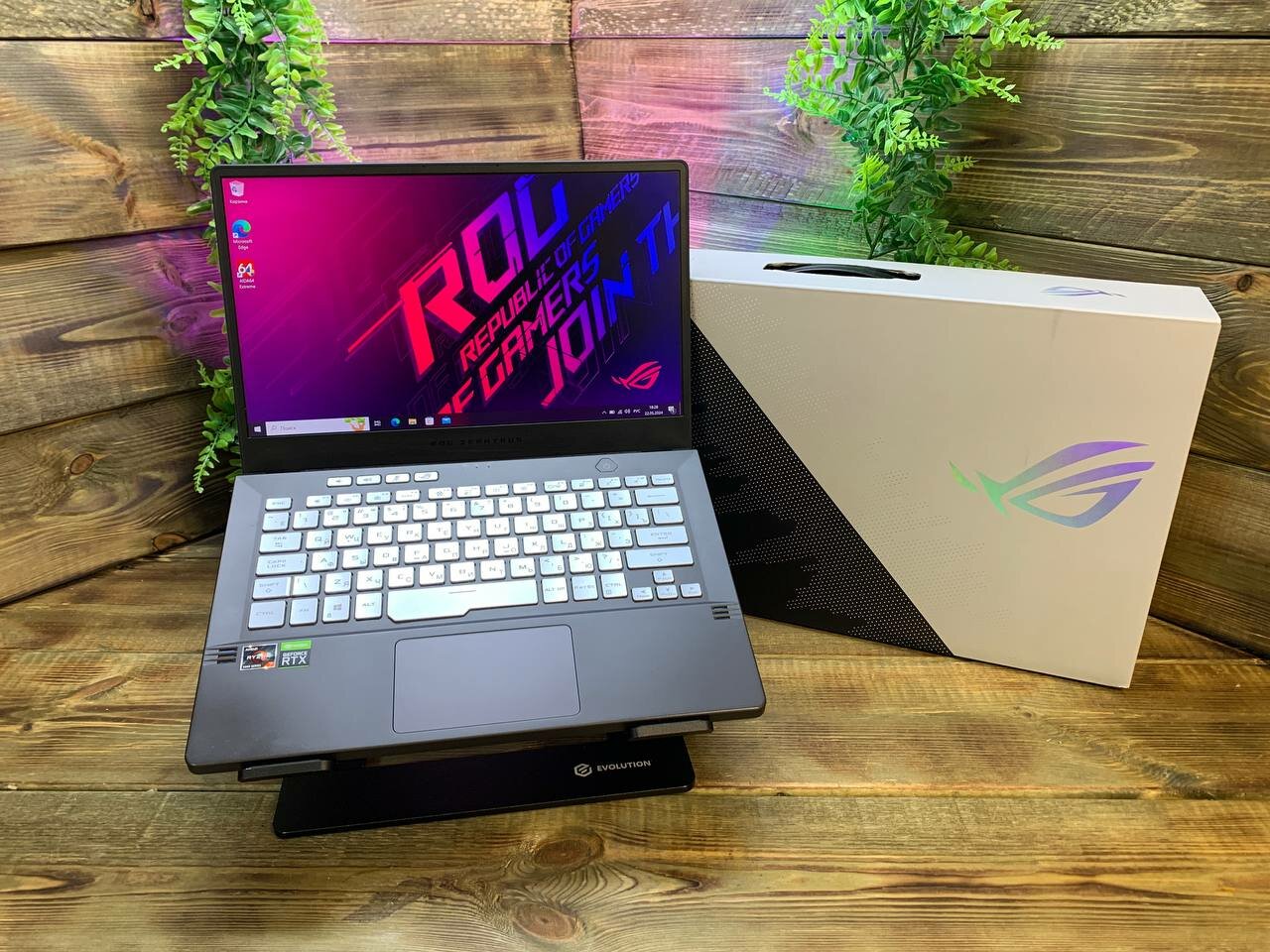 14" Ноутбук Asus ROG Zephyrus, IPS 2560x1440, AMD Ryzen 7 5800HS, RAM 16gb, SSDm2 512gb, Nvidia GeForce RTX3050, Windows 10 Pro