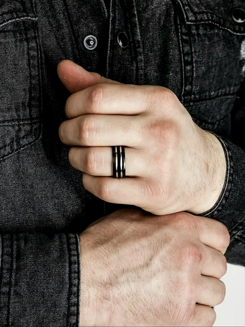 Кольцо, размер 21, ширина 8 мм, черный — фото 1