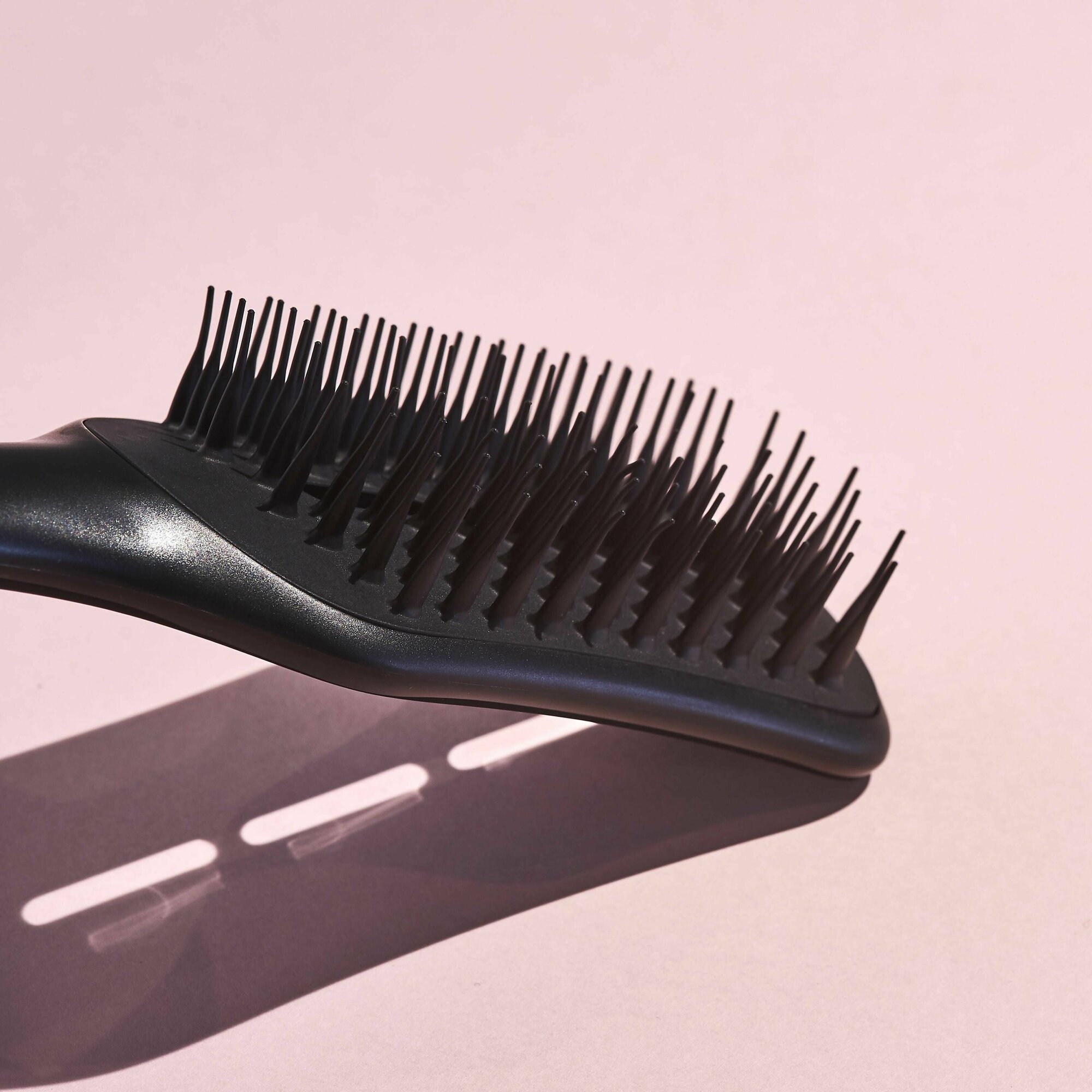 Расческа Tangle Teezer Easy Dry & Go Jet Black для укладки феном - фото №11