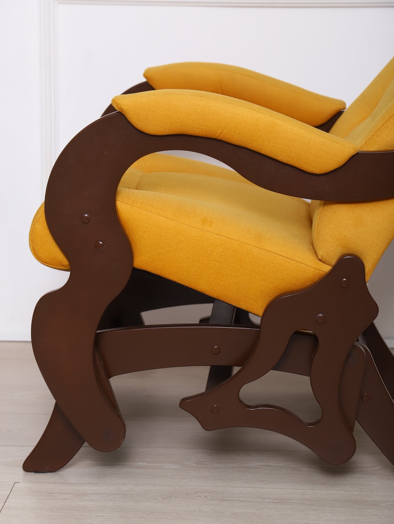Кресло-качалка маятник "Версаль", тип ткани - велюр, цвет желтый, ДеСтейл - фотография № 10