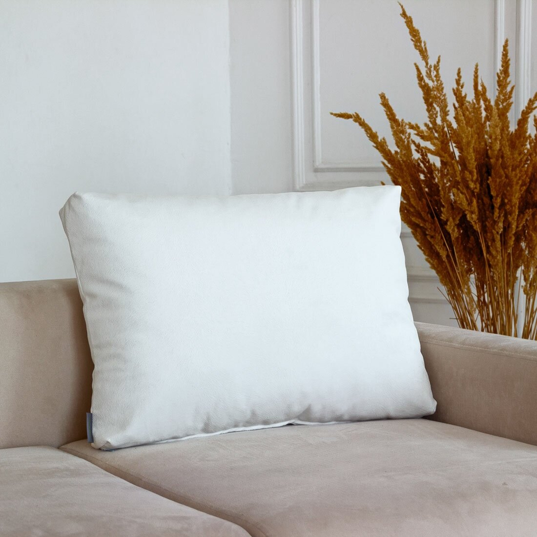 Большая диванная подушка, подушка на спинку кровати, подушка для дивана Софт Белый 62*42 см