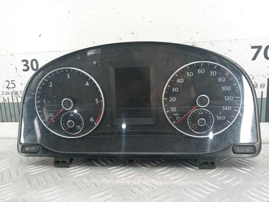 Панель приборная (щиток приборов) Volkswagen Caddy 3 2K0920965G