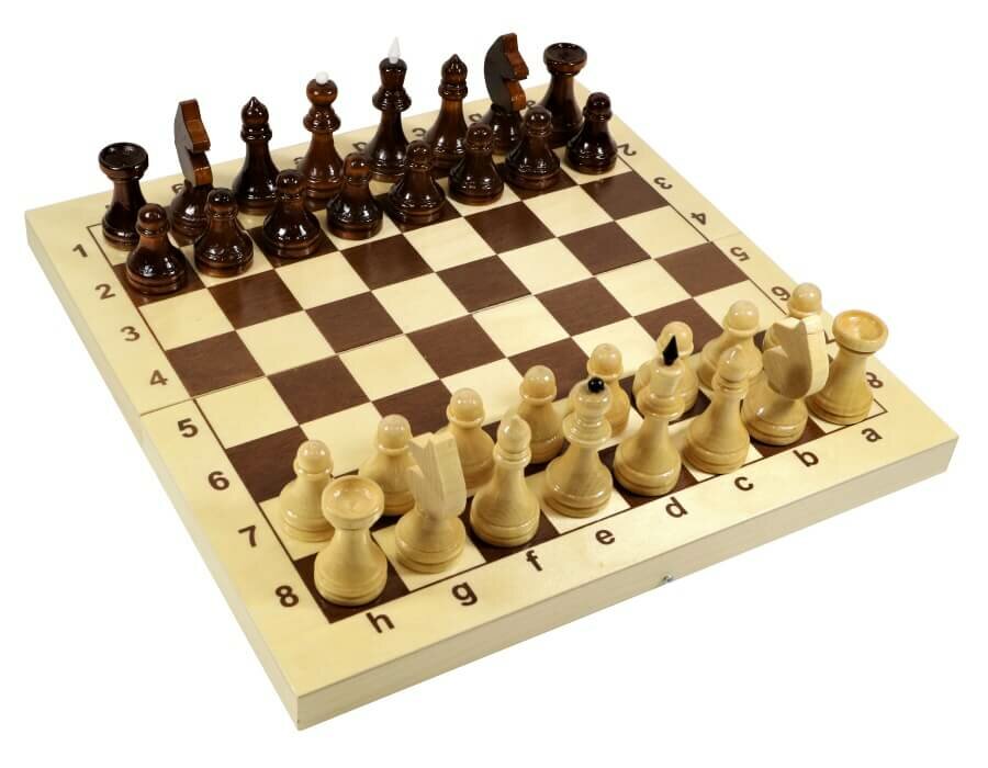 Десятое королевство Игра настольная. Шахматы деревянные, поле 29см х 29см 02845ДК