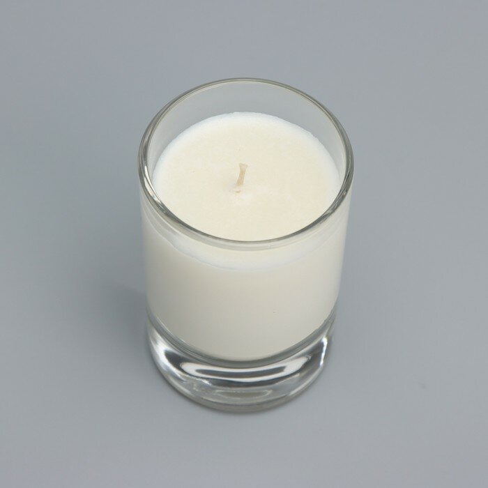 Свеча ароматическая для дома Medori Mango & Kiwi парфюмированная, декоративная с запахом в стеклянном стакане, из соевого воска для украшения интерьера