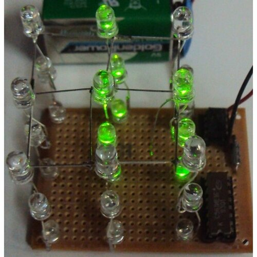 Радиоконструктор 031 - Простой светодиодный 3D куб