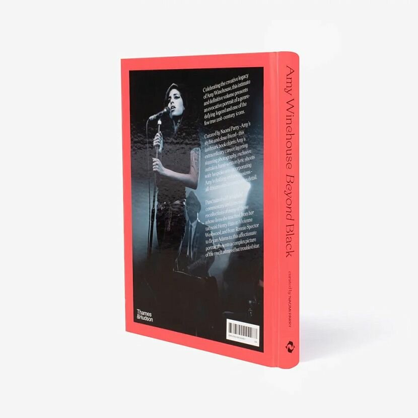 Amy Winehouse: Beyond Black Книга — фото 1