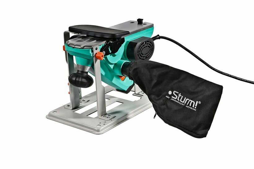 Рубанок электрический STURM P1012 Потребляемая мощность - 11 кВт Тип инструмента - Сетевой Ширина строгания - 82 мм