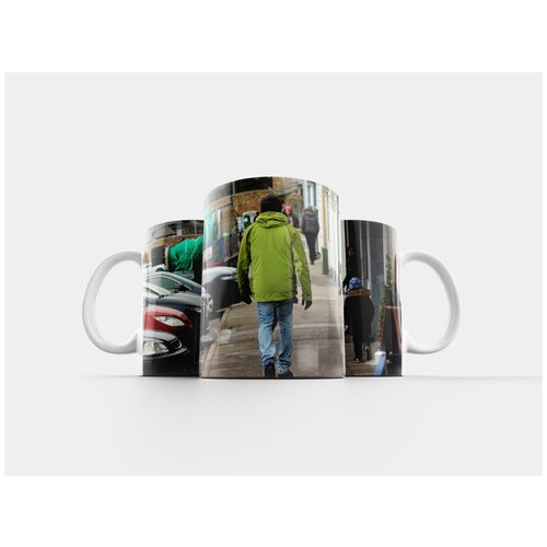 фото Кружка "человек, улица, городской" 320 мл lotsprints