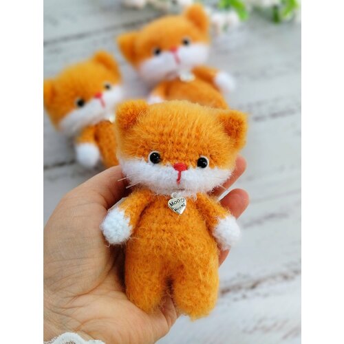 Игрушка вязанная ручной работы 