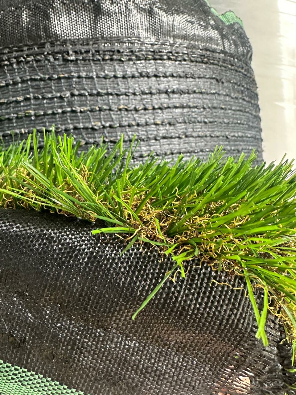 Искусственная трава, 1 м x 5 м, высота ворса 30мм, зеленая, основа резина — фото 1