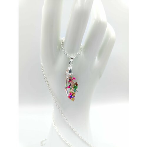 фото Подвеска 3см кулон кристалл разноцветная каменная крошка, цепочка в подарок. подвеска бижутерная длинная на одежду. нет бренда