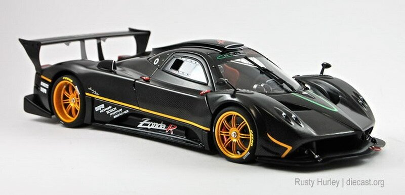 Машина р/у 1:24 Pagani Zonda R, 20,3*8,6*5 см, цвет чёрный 27MHZ