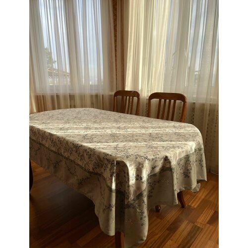 Скатерть на стол прямоугольная Cynthia, 160х250 см, гладкая, цветочная, новогодняя