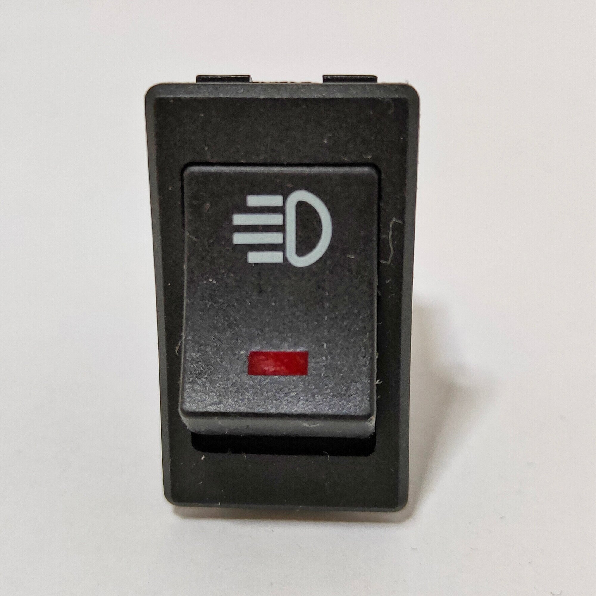 Выключатель (фары, свет) клавишный 12V 35А (4с) ON-OFF черный с красной LED подсветкой (комплект с клеммами и термоусадкой) - фотография № 2