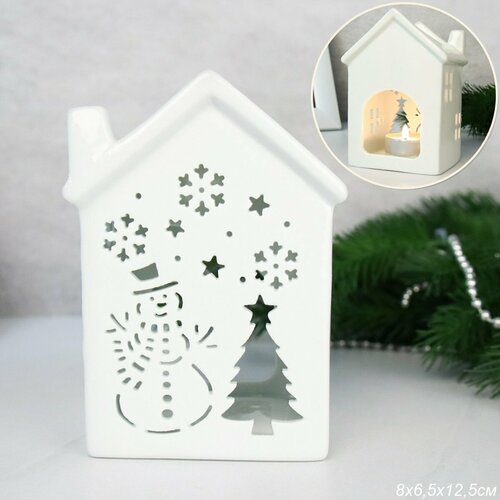 Аромалампа Домик Новый год белая 125х8х65 см 775₽