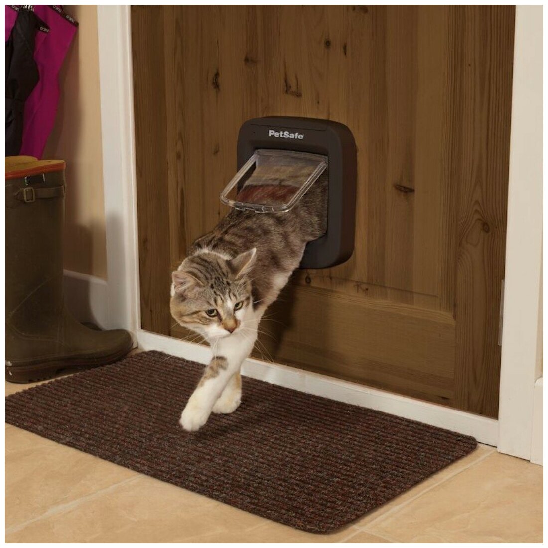 Дверца для кошек с микрочипом PetSafe StayWell коричневая 14,6 х 13,5 см (1 шт) - фотография № 3