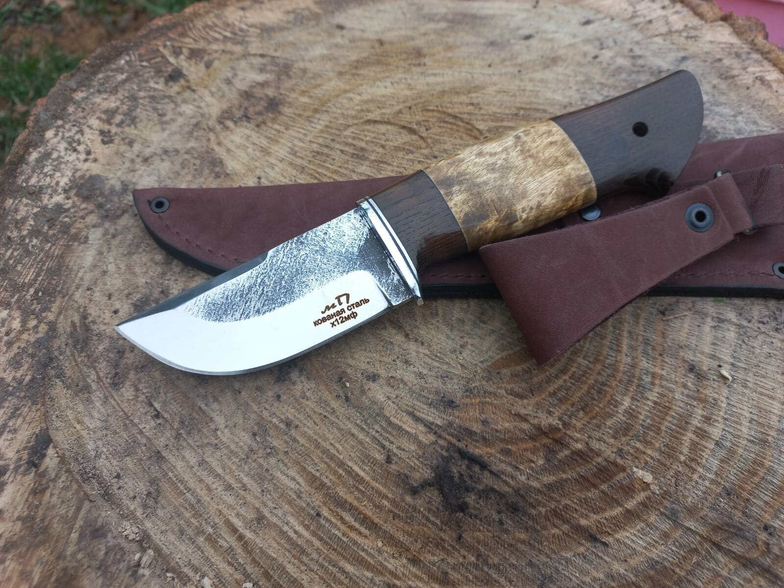 Шкуросъемный (шкурник) нож "Бобр" разделочный х12мф кованый для охоты с кожаными ножнами