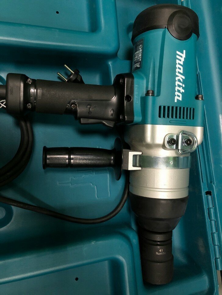 Ударный гайковерт Makita TW1000, 1200 Вт - фотография № 8