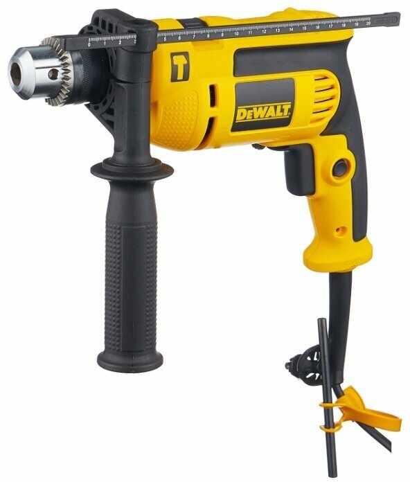 Дрель DeWALT DWD024