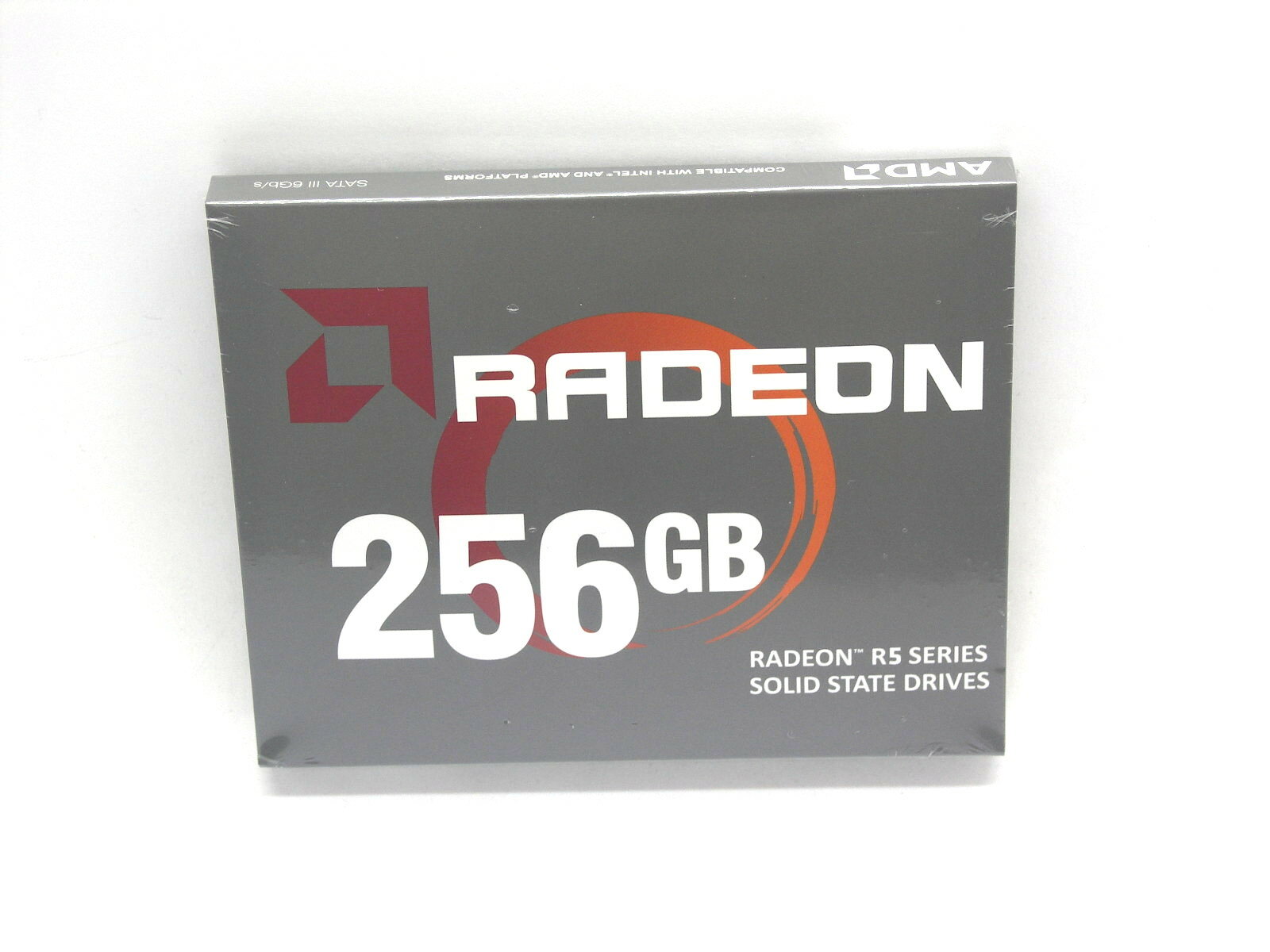 Накопитель SSD 2.5'' AMD Radeon R5 256GB SATA 6Gb/s 3D TLC 540/450MB/s RTL - фото №20