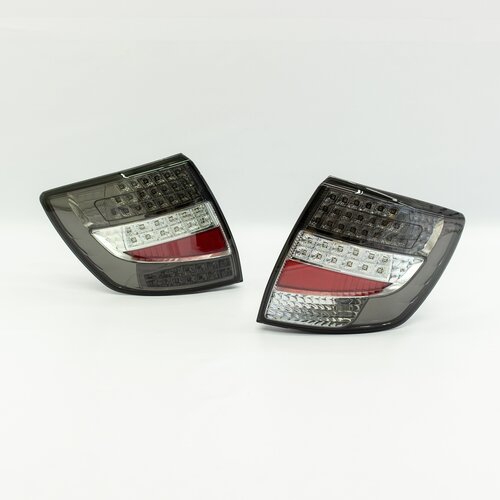 Фонари диодные задние на Лада Гранта / 2190037160100, тонированные, бегающий поворотник