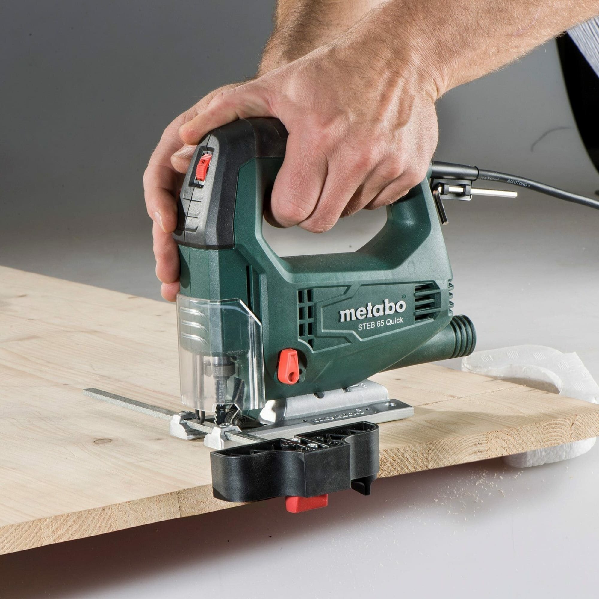 Электролобзик Metabo STEB 65 Quick (601030950), 450 Вт черный - фотография № 6