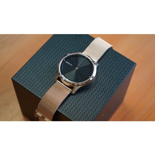 Vivomove Luxe 18K Rose Gold PVD Stainless Steel Case with Rose Gold Milanese Band