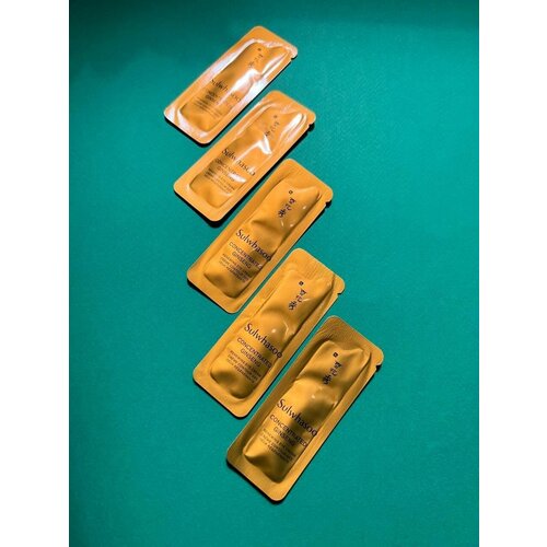 Sulwhasoo Набор восстанавливающих кремов для век с концентрированным содержанием женьшеня Concentrated Ginseng Renewing Eye Cream