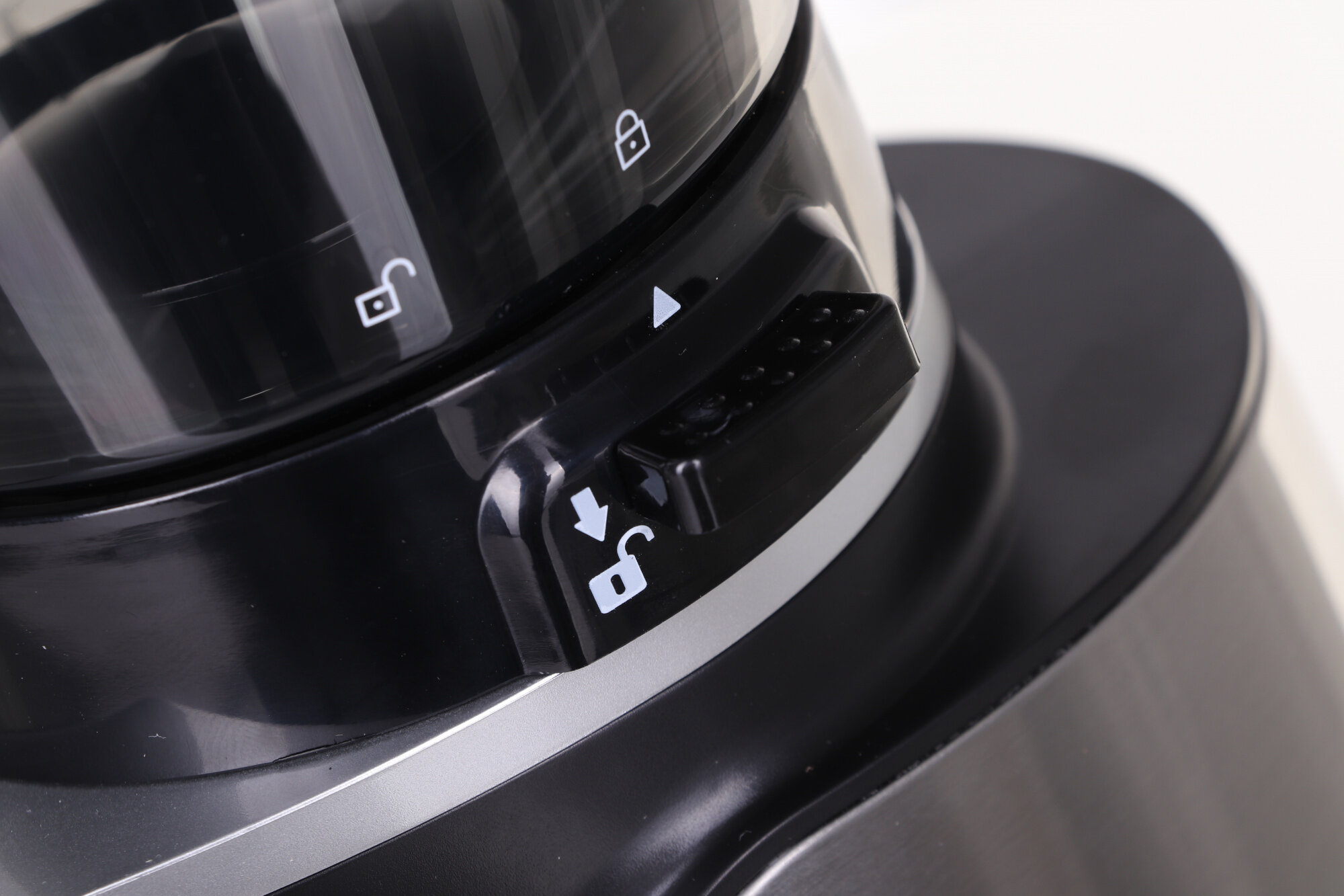 Кофемолка Kitfort КТ-784 165Вт сист. помол: жернова вместим:100гр черный