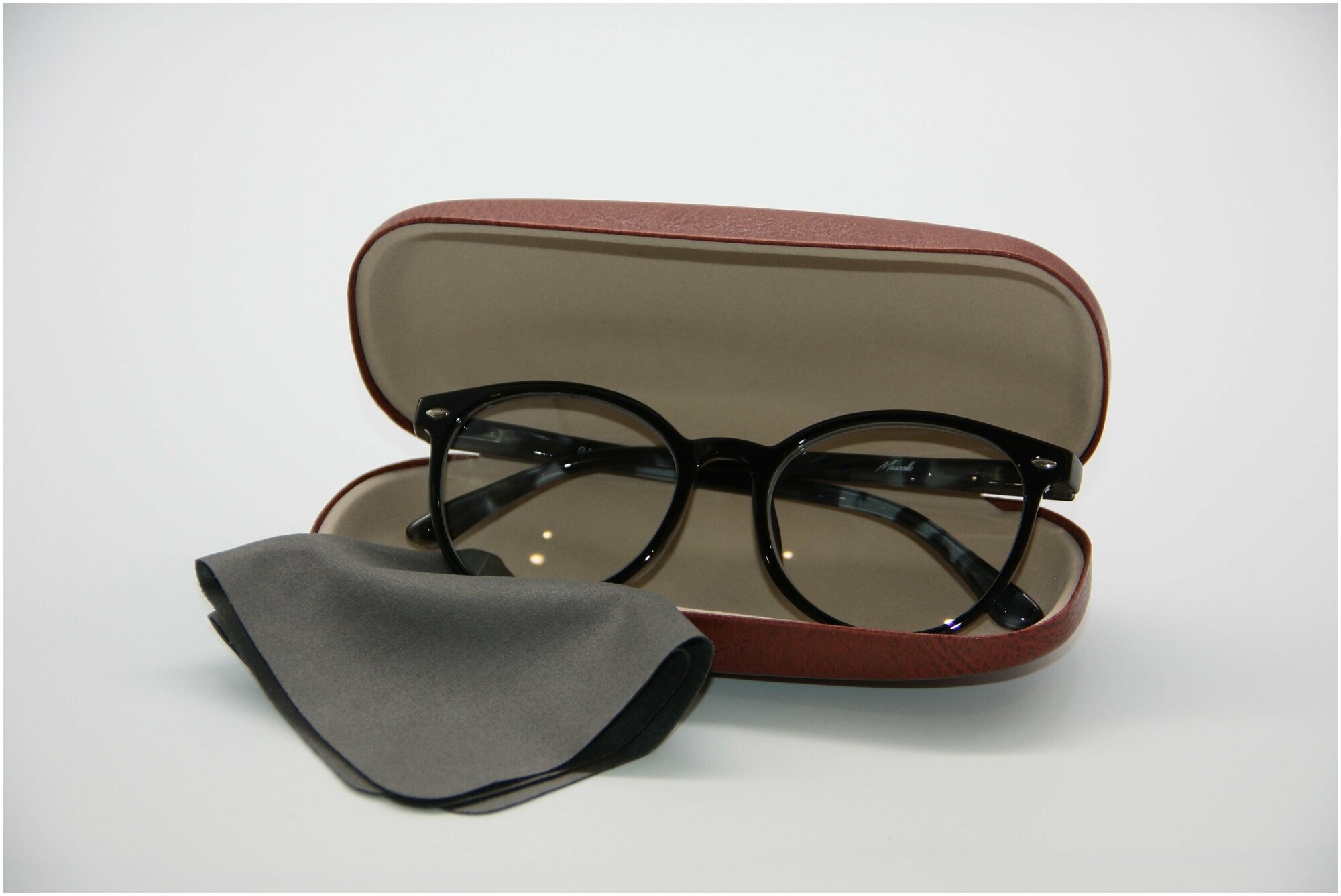 Готовые очки для зрения Marcello GA0310 C1 с диоптриями -3 /Очки женские корректирующие/Кошачий глаз/Флексовое крепление дужек/Футляр в комплекте - фотография № 5