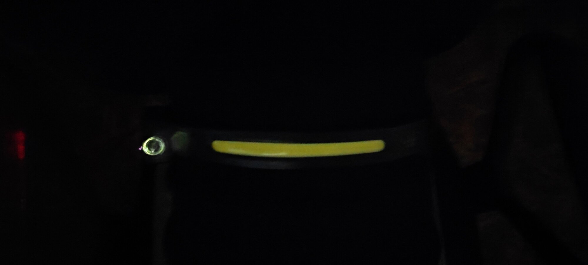 Фонарик налобный аккумуляторный светодиодный (датчик движения, водонепроницаемый)