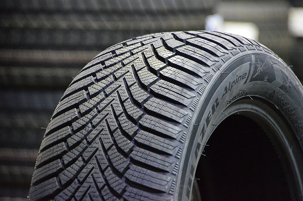 Автошина SAILUN 175/70R13 ICE BLAZER ALPINE+ 82T TL