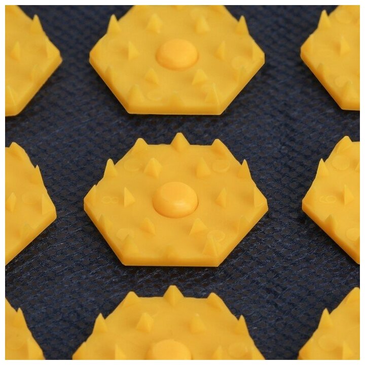 Ипликатор-коврик, спанбонд, 360 модулей, 56 × 62 см, цвет тёмно-синий/жёлтый - фотография № 3