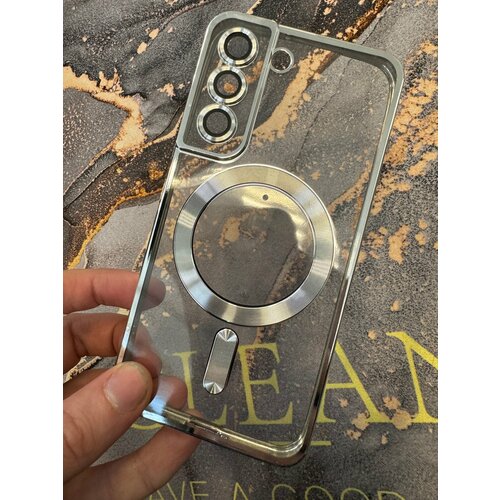 серебристый