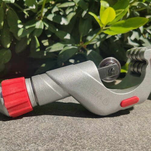 Изображение товара Труборез ручной для труб из нержавеющей стали 5 до 50 мм vieir ver827