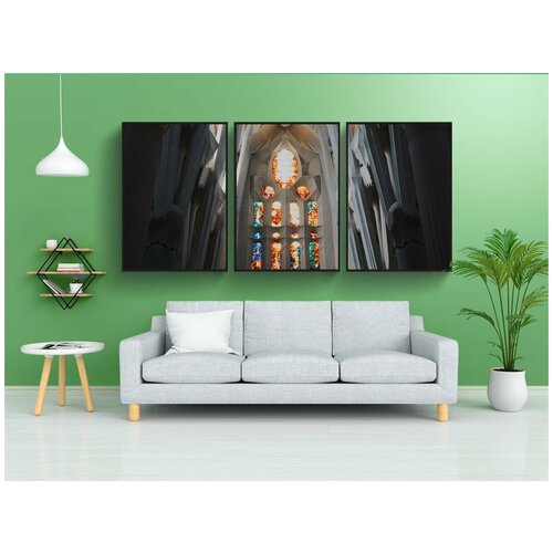 фото Набор модулных постеров для интерьера "саграда фамилия, барселона, гауди" 60x90 см. в тубусе, без рамки lotsprints