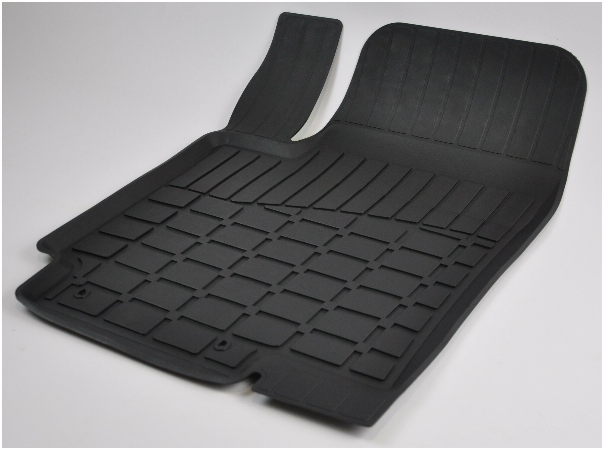 фото Коврик в салон резиновый COMFORT водительский 1шт с крепежом Hyundai Solaris/Accent IV седан RB 2010-