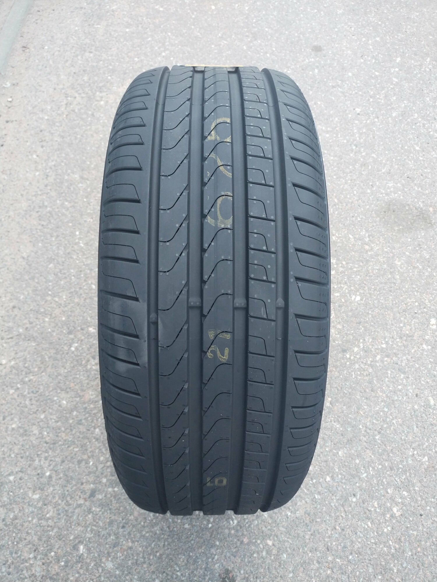 Pirelli Cinturato P7 245/50 R18 100W летняя - фотография № 6