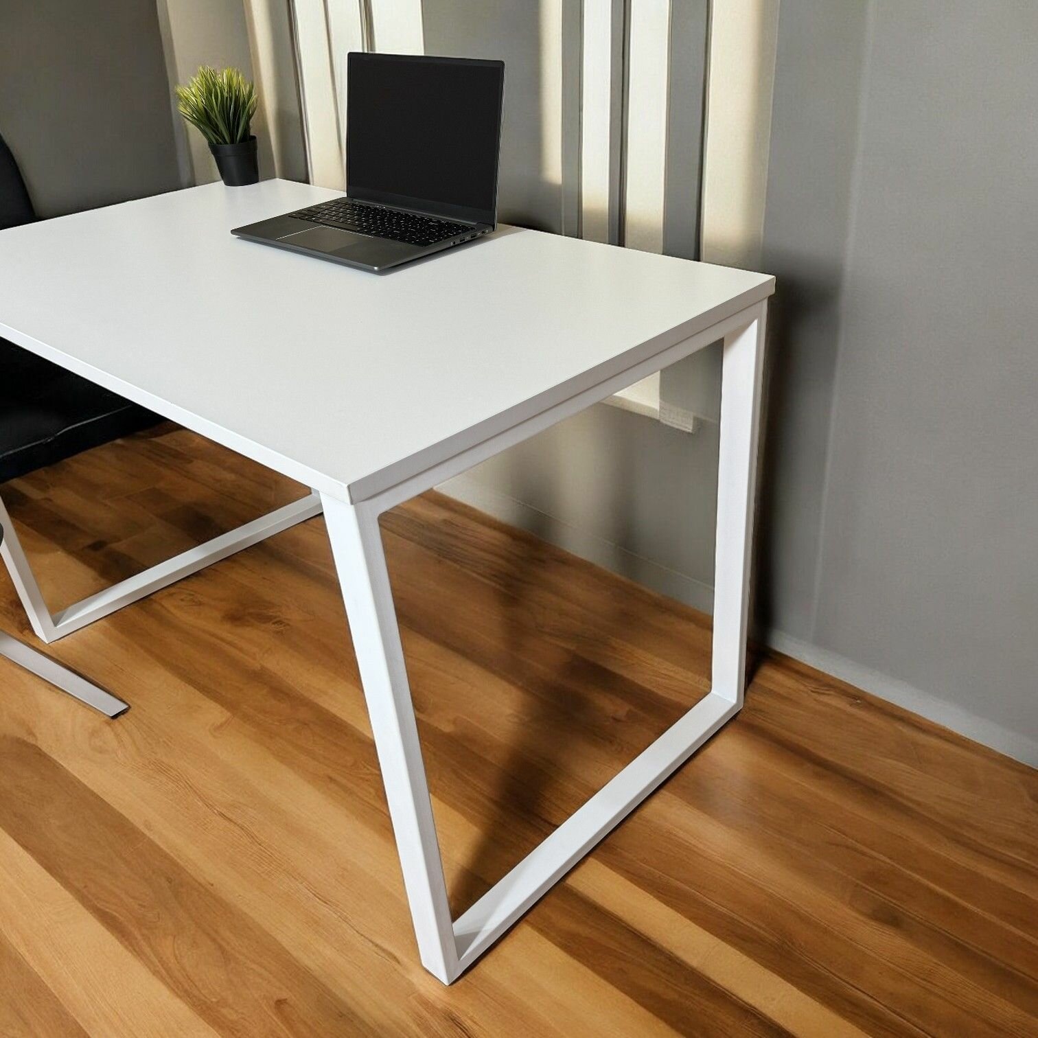 Стол лофт обеденный Белый 60*60 см. Ножки лофт белые — фото 1