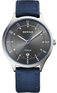 Наручные часы BERING Наручные часы Bering 11739-873, синий